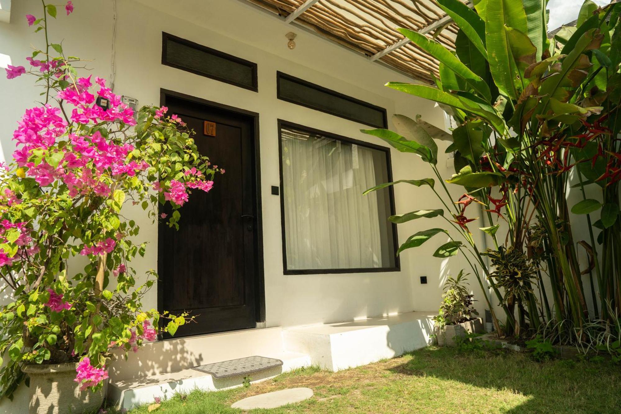 Susurro Villas Kuta  外观 照片