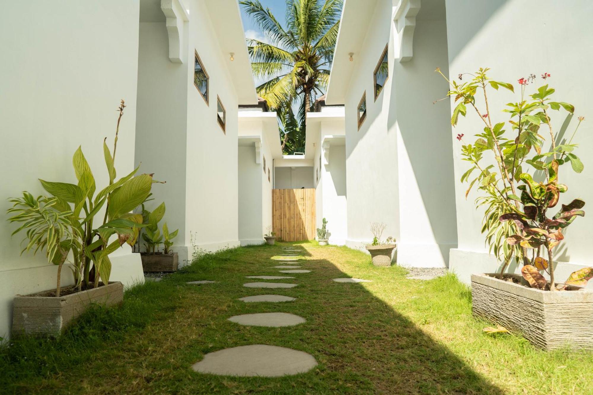 Susurro Villas Kuta  外观 照片